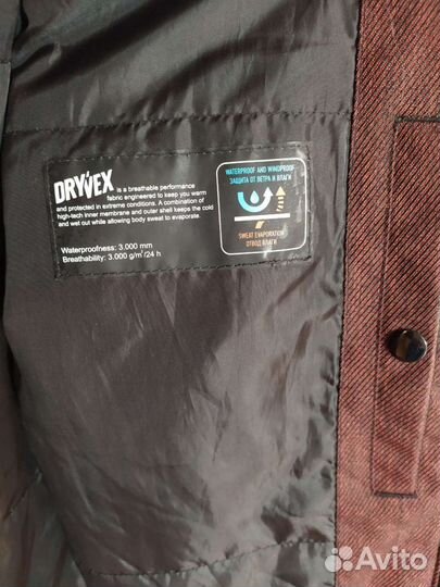 Сноубордическая куртка