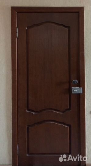 Дверь (дерево, шпон) с замком