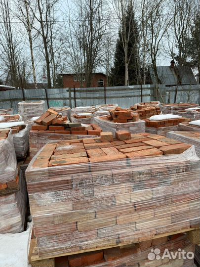 Кирпич красный полнотелый бу