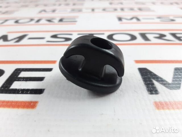 Крючок багажника Mercedes-Benz M-Class W164