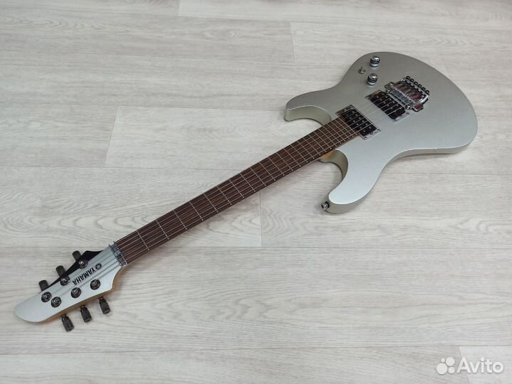 Электрогитара Yamaha