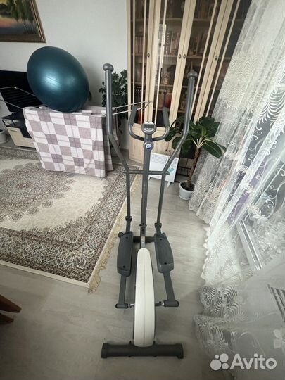 Эллиптический тренажер domyos