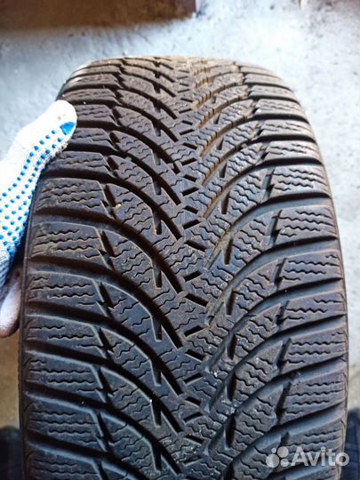 Kumho WinterCraft WP51 215/45