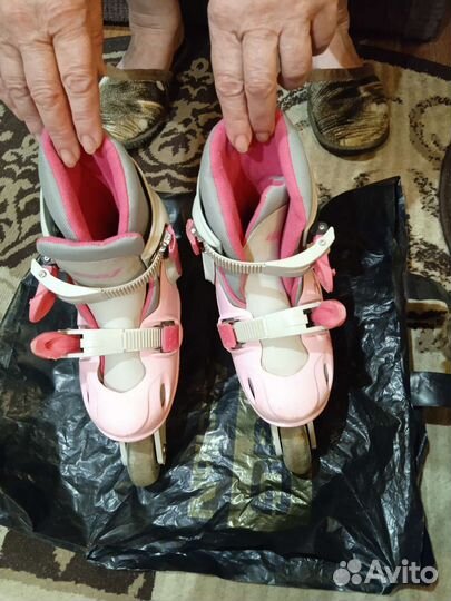 Роликовые коньки