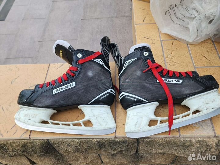 Хоккейные коньки bauer