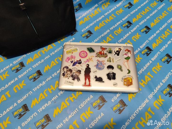 Нетбук Acer Aspire One на Intel Atom с сумкой