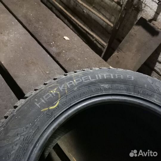 Nokian Tyres Hakkapeliitta 9 225/55 R17 101