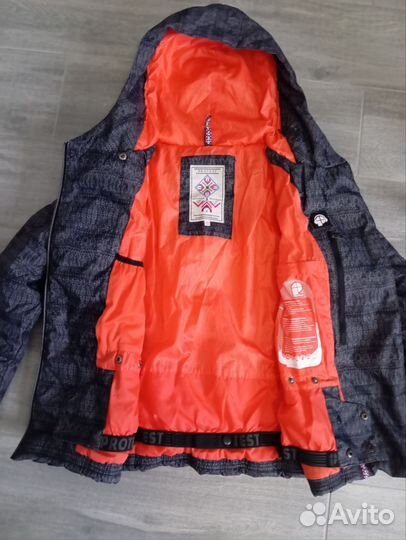 Куртка для сноуборда женская 42