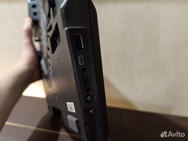 Подставка с охлаждением для ноутбука