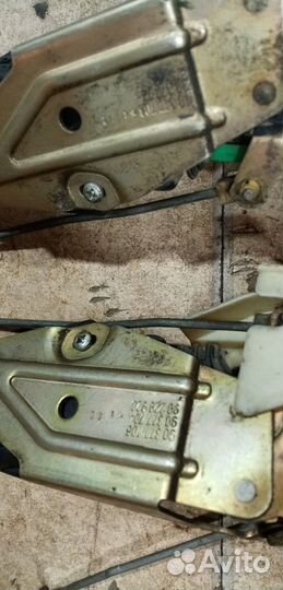 Замки передних дверей Opel Vectra A