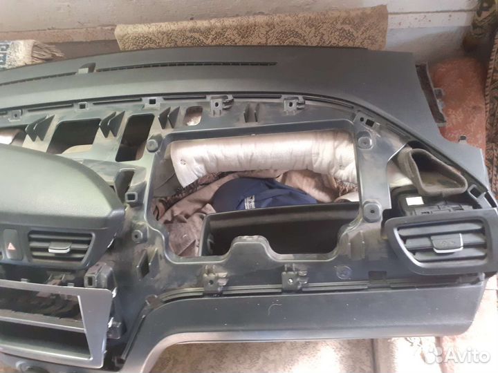 Накладка на торпеда панель kia rio 3