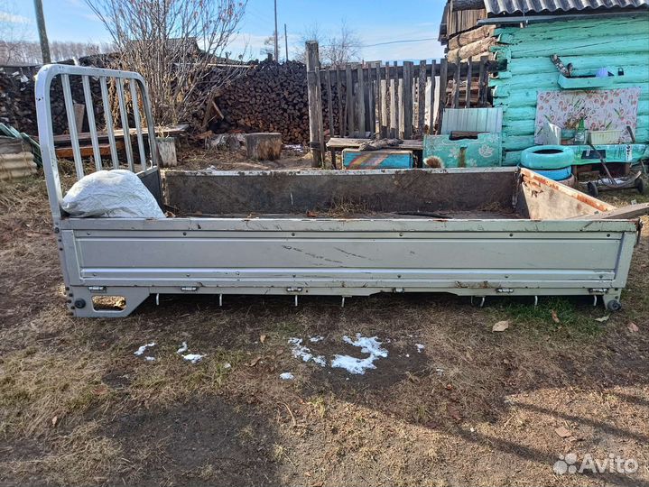 Кузов бортовой