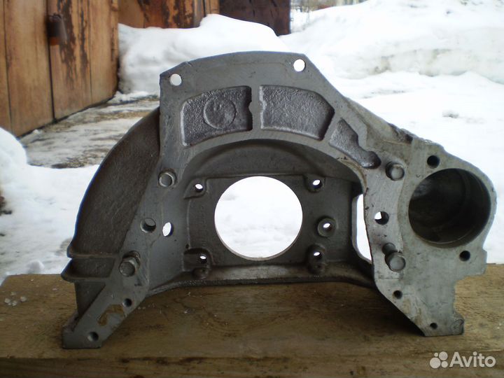 Картер сцепления верхний дв.417 (УАЗ, стар.обр.)