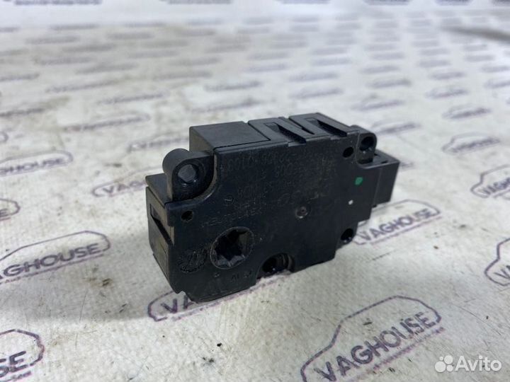 Моторчик заслонки печки Audi A7 4G 3.0 CGW 2011