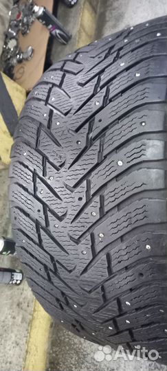 Nokian Tyres Hakkapeliitta 8 SUV 295/40 R20 110T