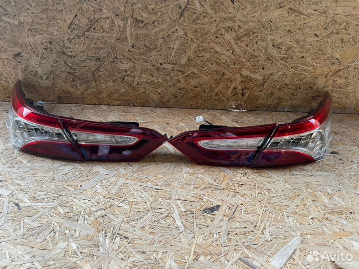 Фонари задние toyota camry 70