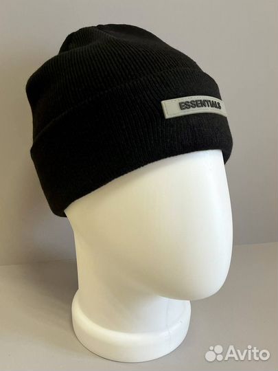Шапка essentials