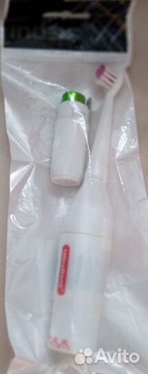 Зубная электрическая щетка UltraDent