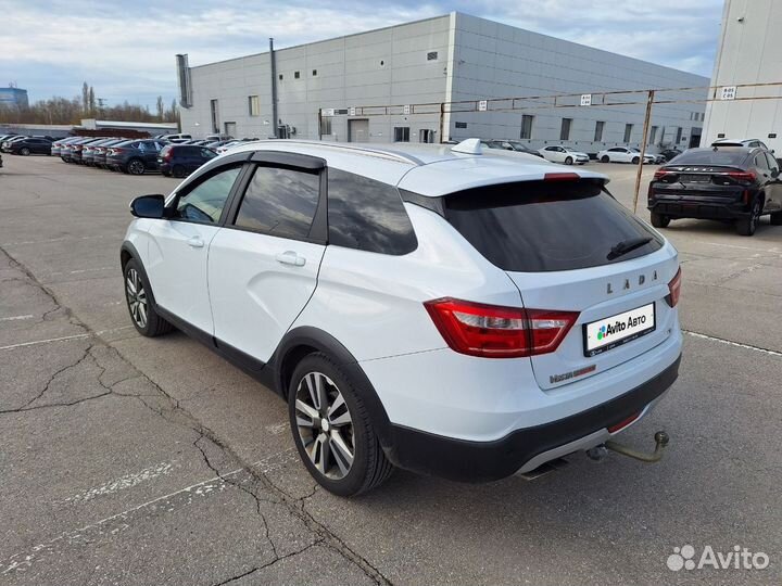 LADA Vesta Cross 1.8 AMT, 2017, 70 206 км