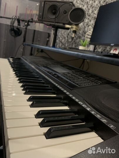 Синтезатор DEN DEK612