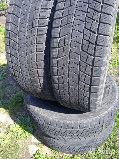 Bridgestone Blizzak DM-V1 225/70 R16 103R
