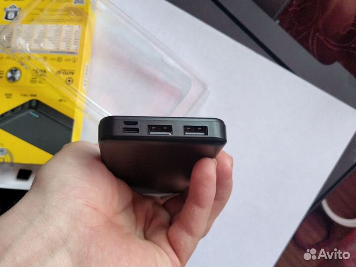 Повербанк 10000мА ч