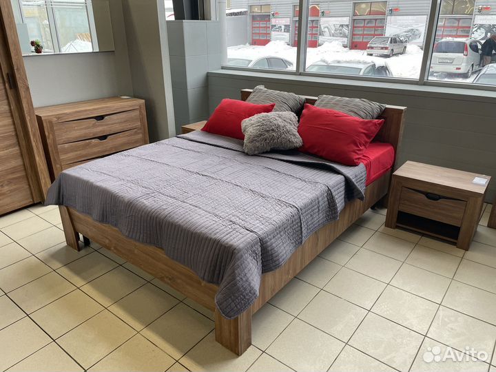 Кровать 