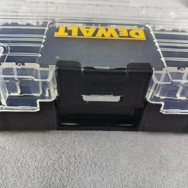 Кейс органайзер Dewalt 15*9,5*4,5см