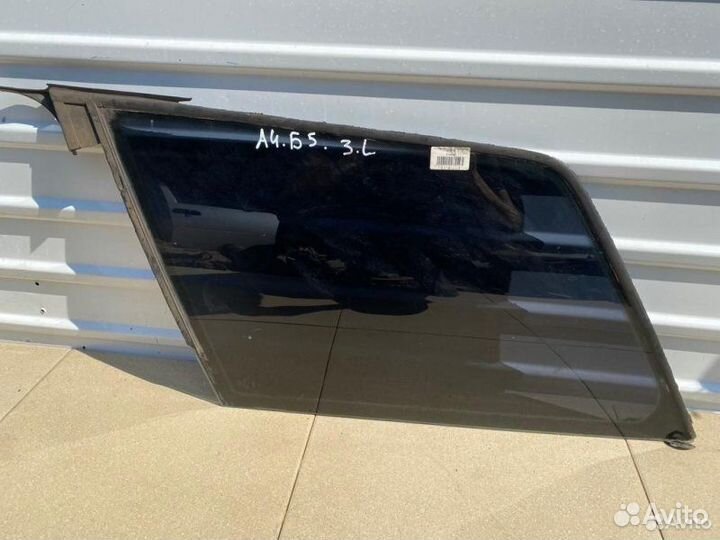Стекло треугольник заднее левое Audi А4 B5