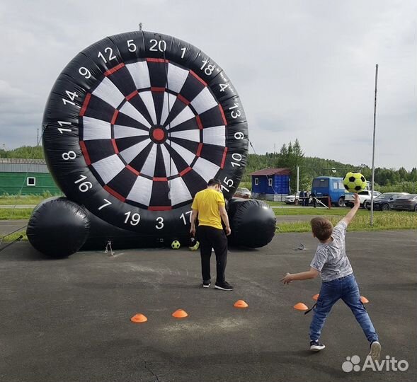 Сладкая вата, надувной дартс, поп-корн