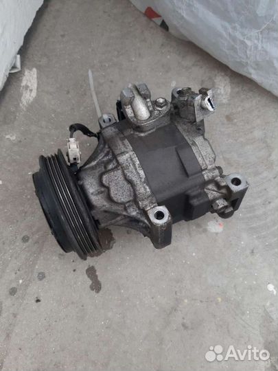 Компрессор кондиционера toyota Alex