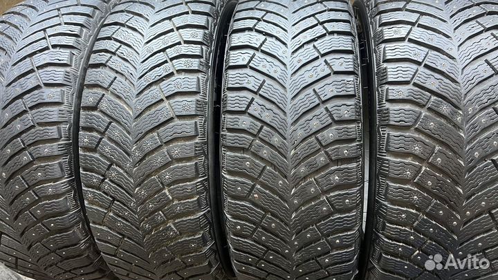 Michelin X-Ice North 4 205/55 R16