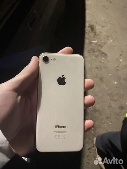 iPhone 8, 128 ГБ