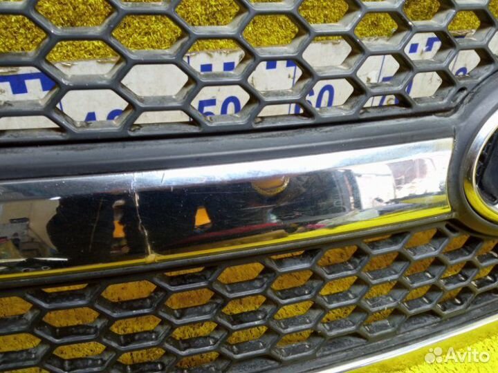 Решетка радиатора передняя Hyundai Grand Starex/H1