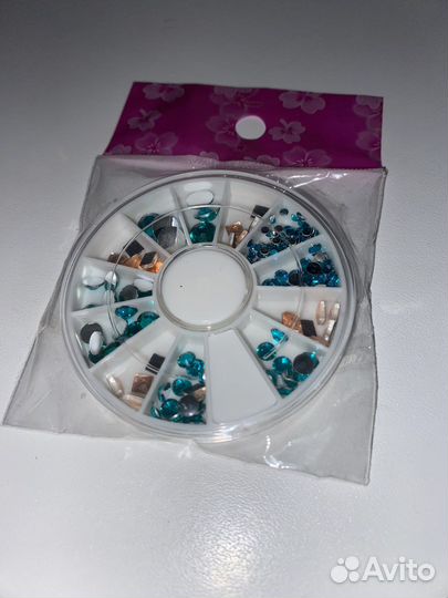Стразы для ногтей