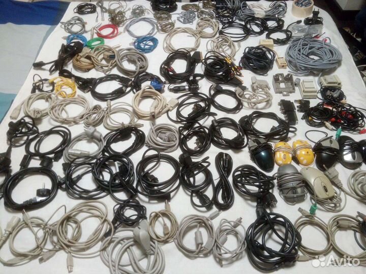 Провода, кабели для компьютера и телефона и видео