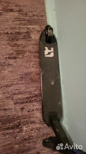 Трюковой самокат Reaction