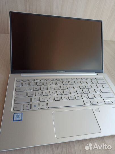 Asus Vivobook 13