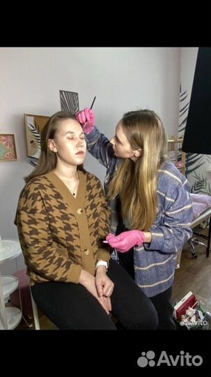 Коррекция бровей