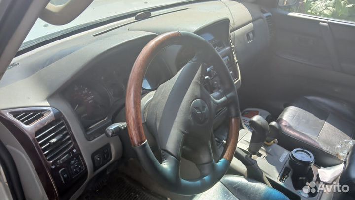 Mitsubishi Montero 3.5 AT, 2000, 270 000 км