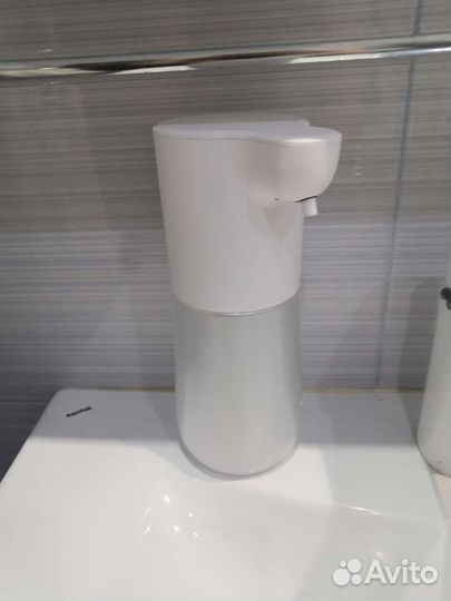 Дозатор для жидкого мыла