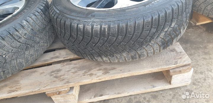 Michelin Agilis X-Ice North 225/60 R18 104H