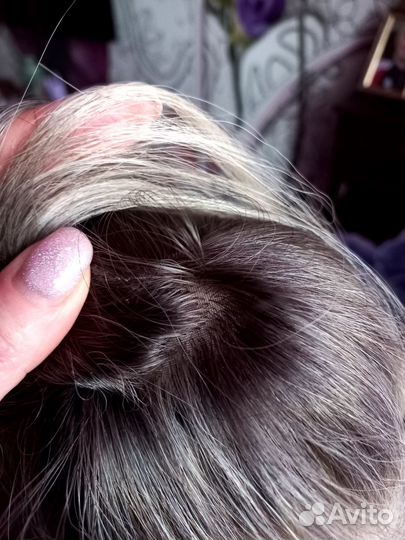 Накладка из натуральных волос с чёлкой новая бронь