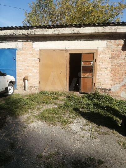 Гараж, > 30 м²