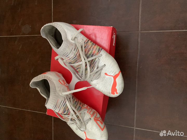 Футбольный буцы