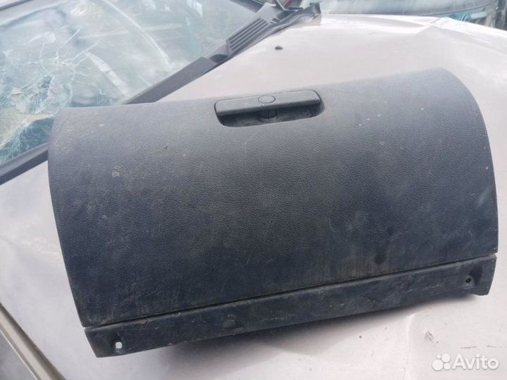 Бардачок Skoda Octavia A4 2007