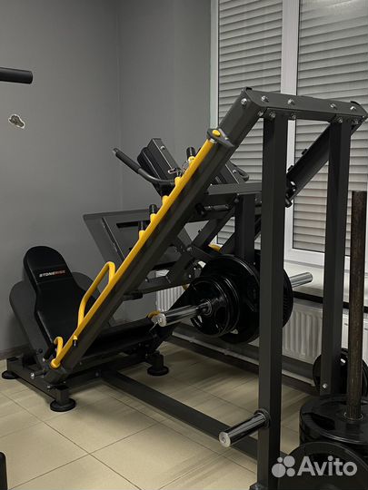 Жим ног и ггак приседания 2 в одном