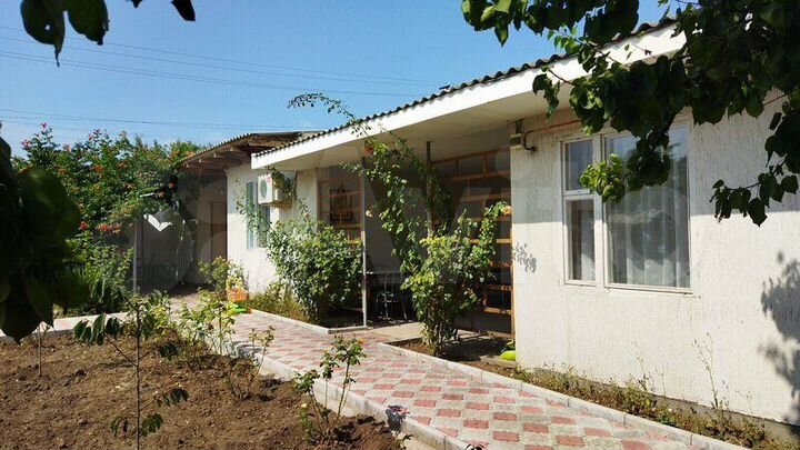 Дом 200 м² на участке 8 сот.