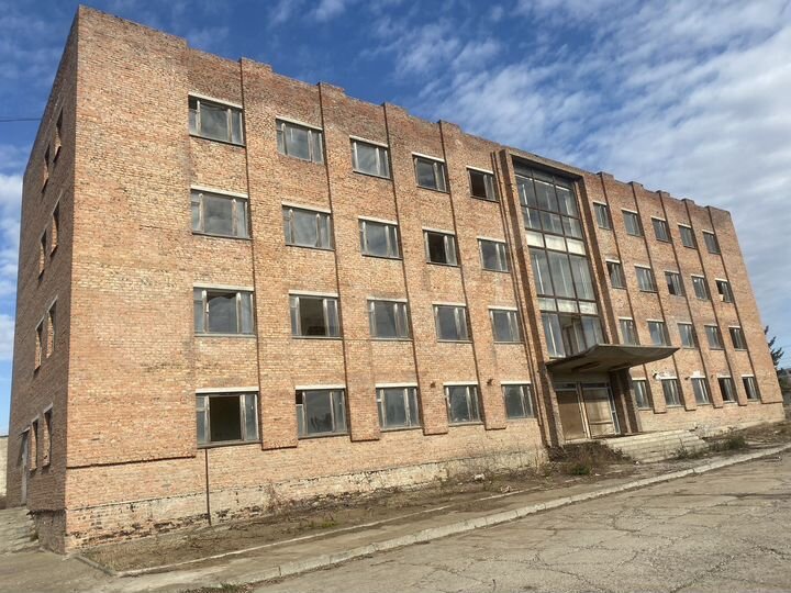 Здание, 2272.1 м²