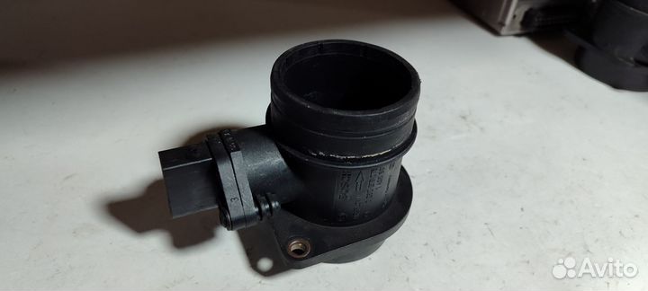 Воздухомер бмв е46 1 438687